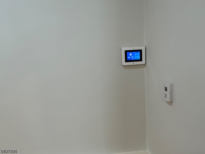 ADT SECURITY TENANT OPTION