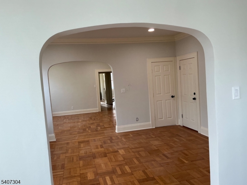 OPEN LIVING SPACE
