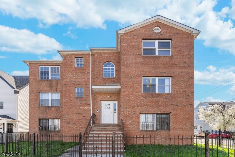 128 Leslie St, Newark City, NJ 07112 Listing Photo  0