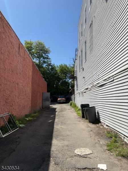 Shared driveway