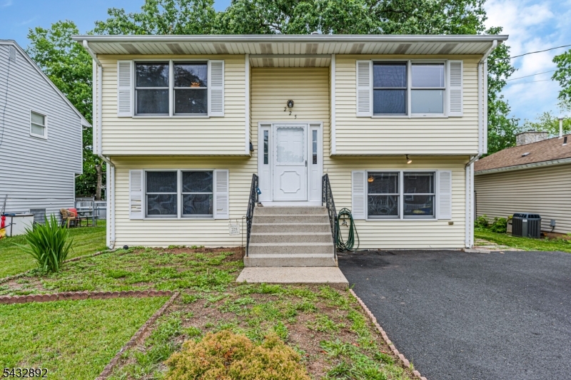 225 Charlotte Ave, South Bound Brook Boro, NJ 08880 Listing Photo  0