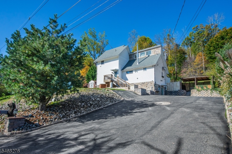 51 Zinnia Dr