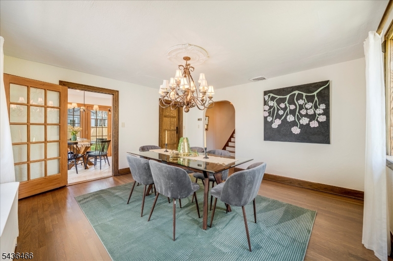 Dining Room 5 of 5