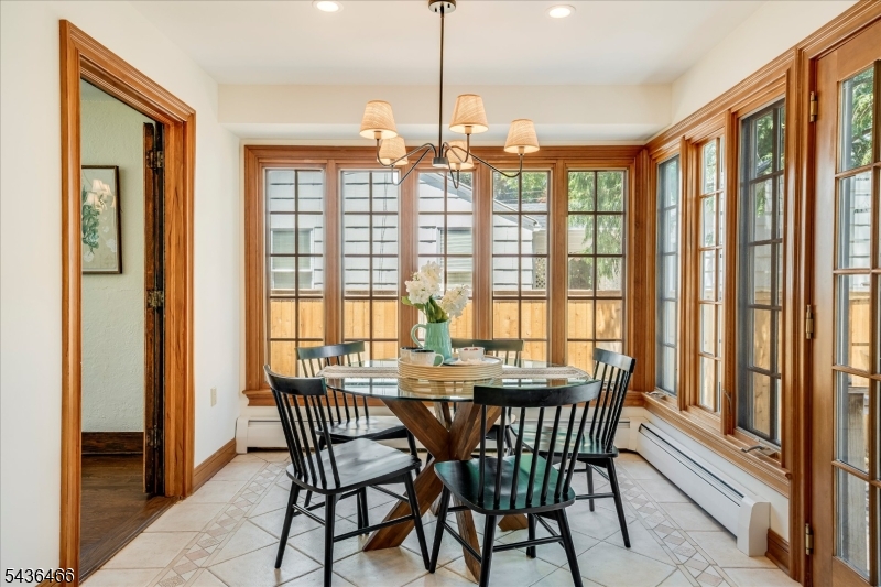 Breakfast Nook