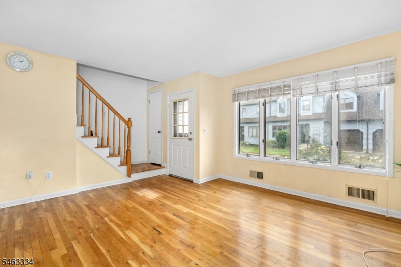21 Village Park Ct