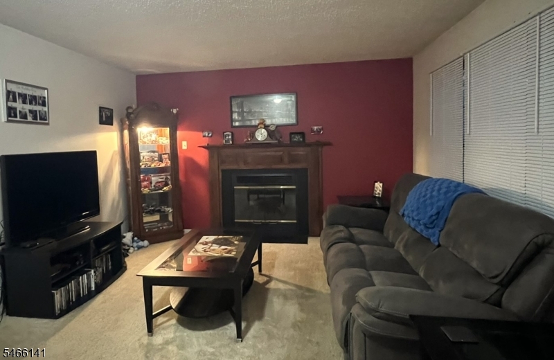 12 Burlington Ct