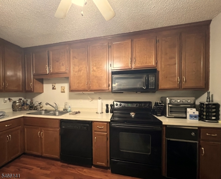 12 Burlington Ct