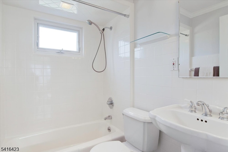 FULL BATH