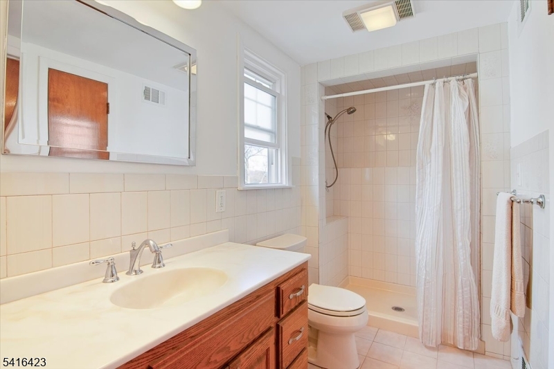 FULL BATH