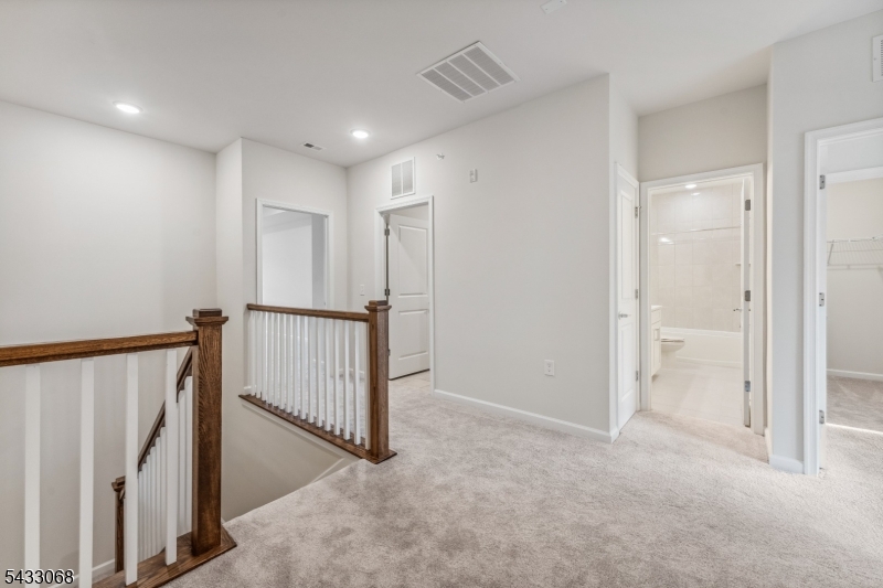 Loft/HallWay