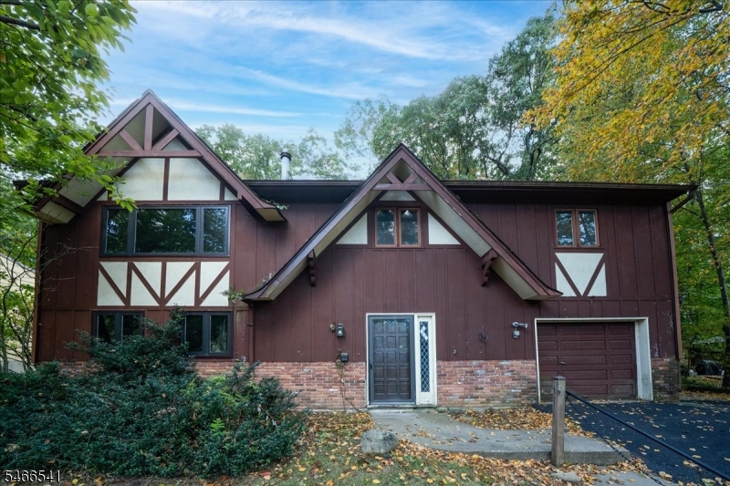 628 Succasunna Rd