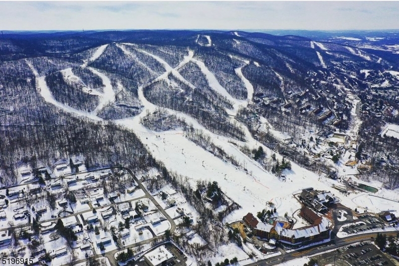 Ski Mountain