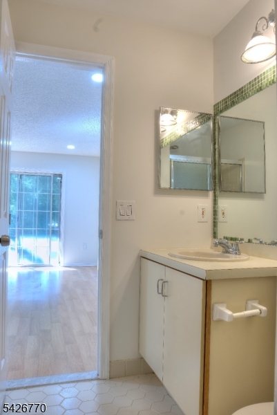 Master Bathroom 3