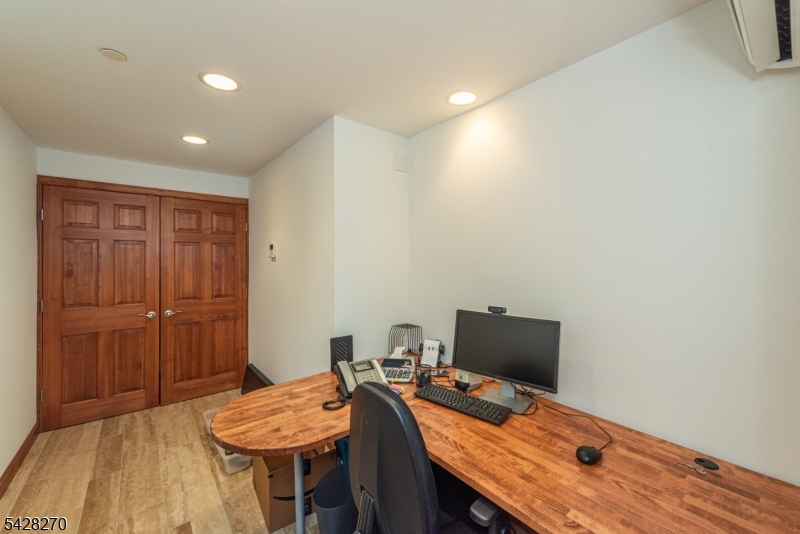 additional office