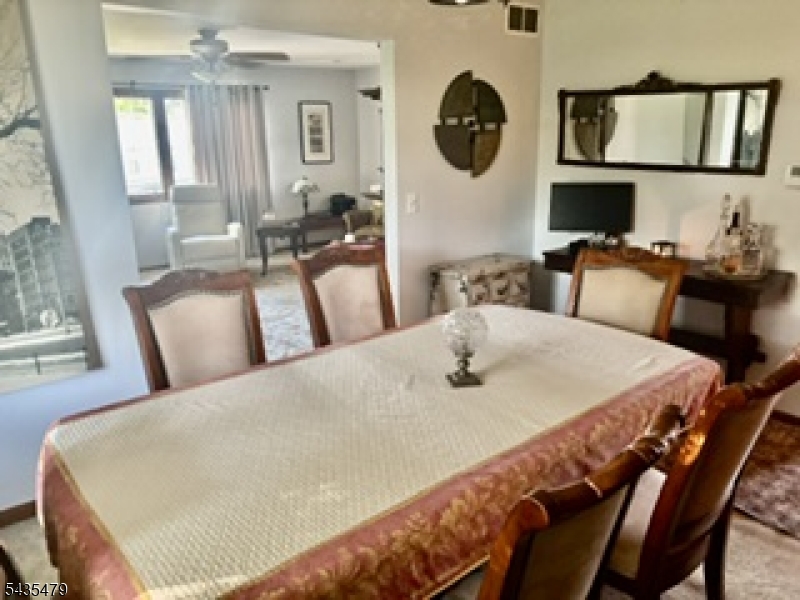 Dining rm unit 2