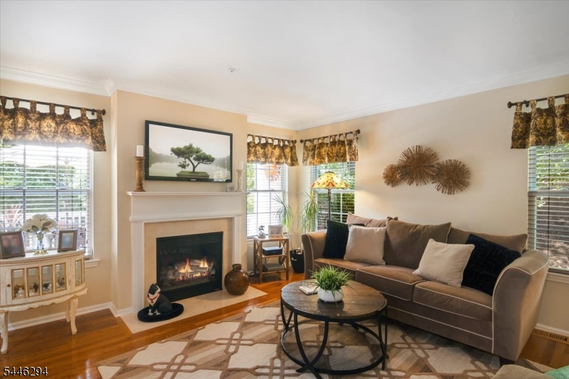 34 Ridge Dr