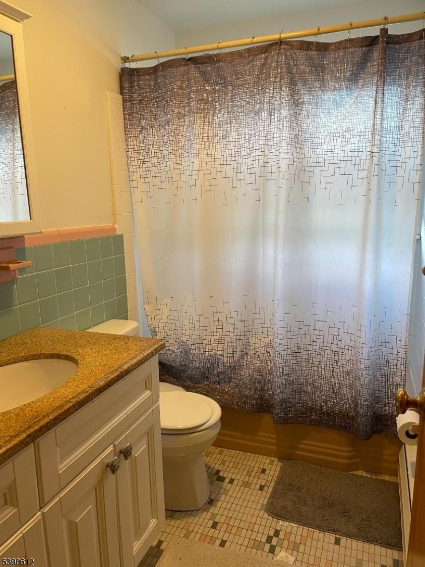 Full Bath