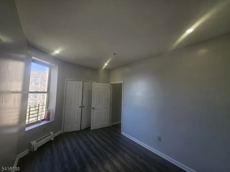 150 Broad St, Newark