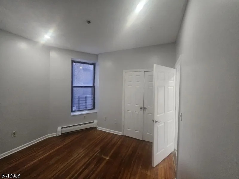 150 Broad St, Newark