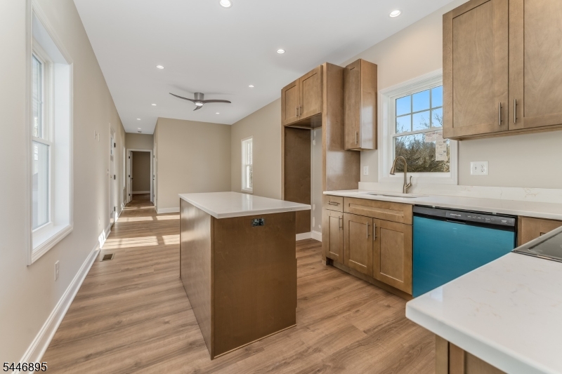 48 Northwood Dr
