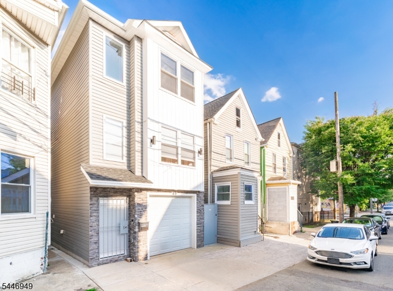 49 N 5th St