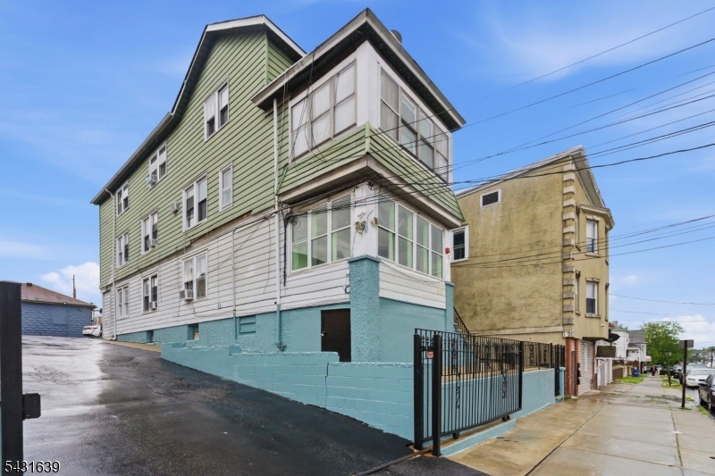 215 - 217 E 16Th St, #3, Paterson City, NJ 07524 Listing Photo  0