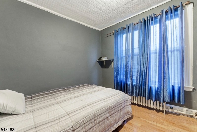 Unit 2 - bedroom