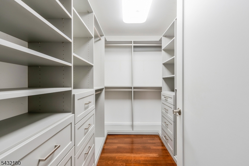 Custom Closets