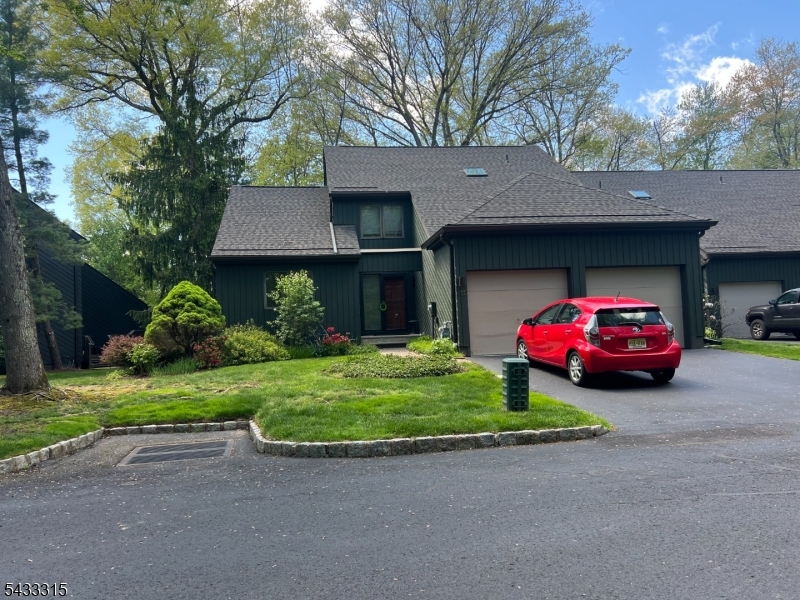 11 Windmill Dr, Morristown Town, NJ 07960 Listing Photo  0