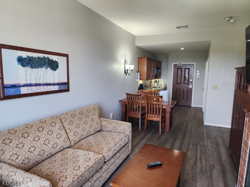 200 State Rt 94 Unit 421 421