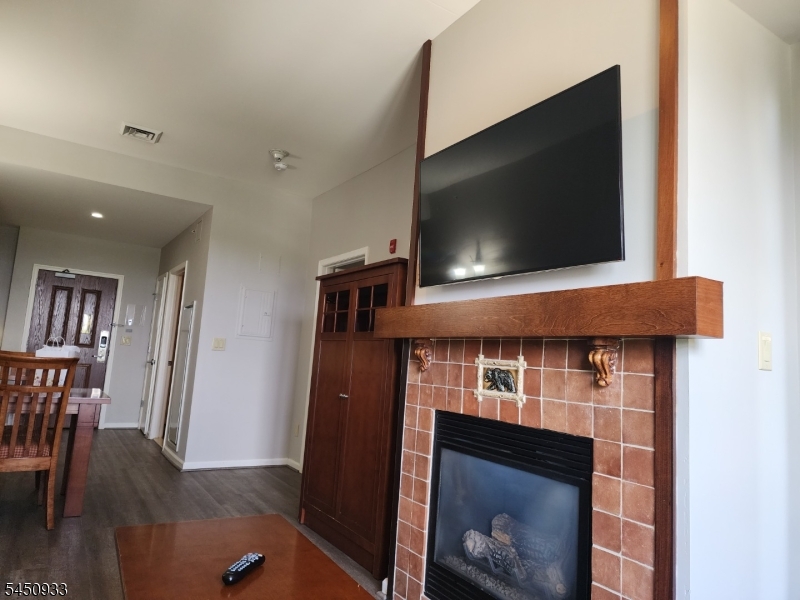 200 State Rt 94 Unit 421 421