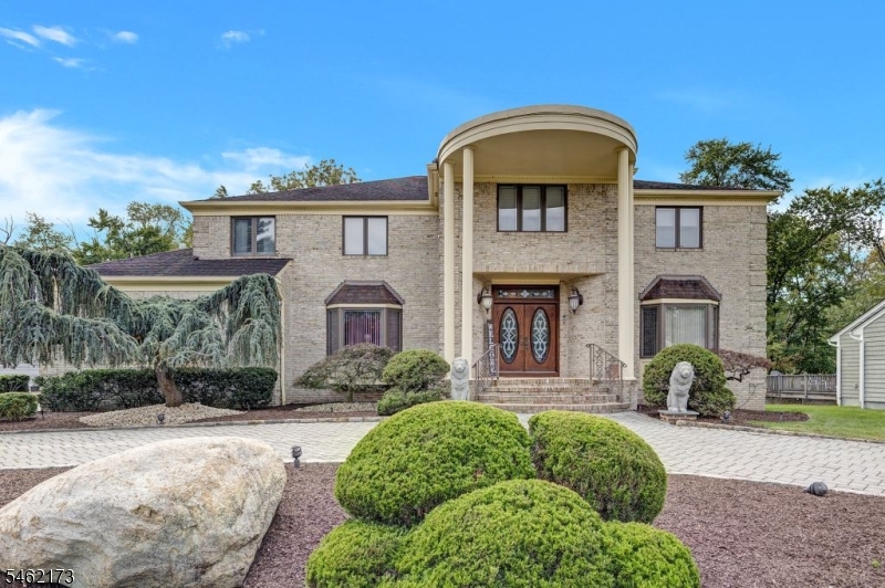 25 Woodbine Rd