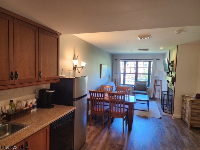 200 State Rt 94 Unit 246 246