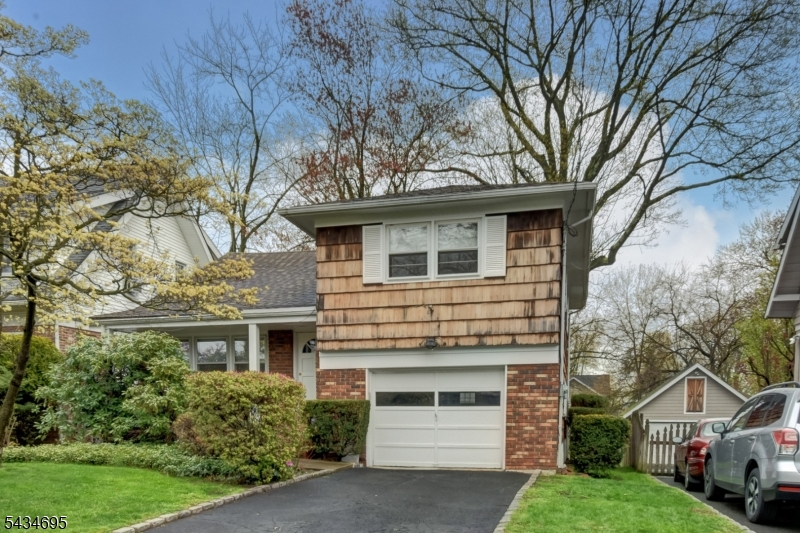 26 Rawley Pl, Millburn Twp., NJ 07041 Listing Photo  0