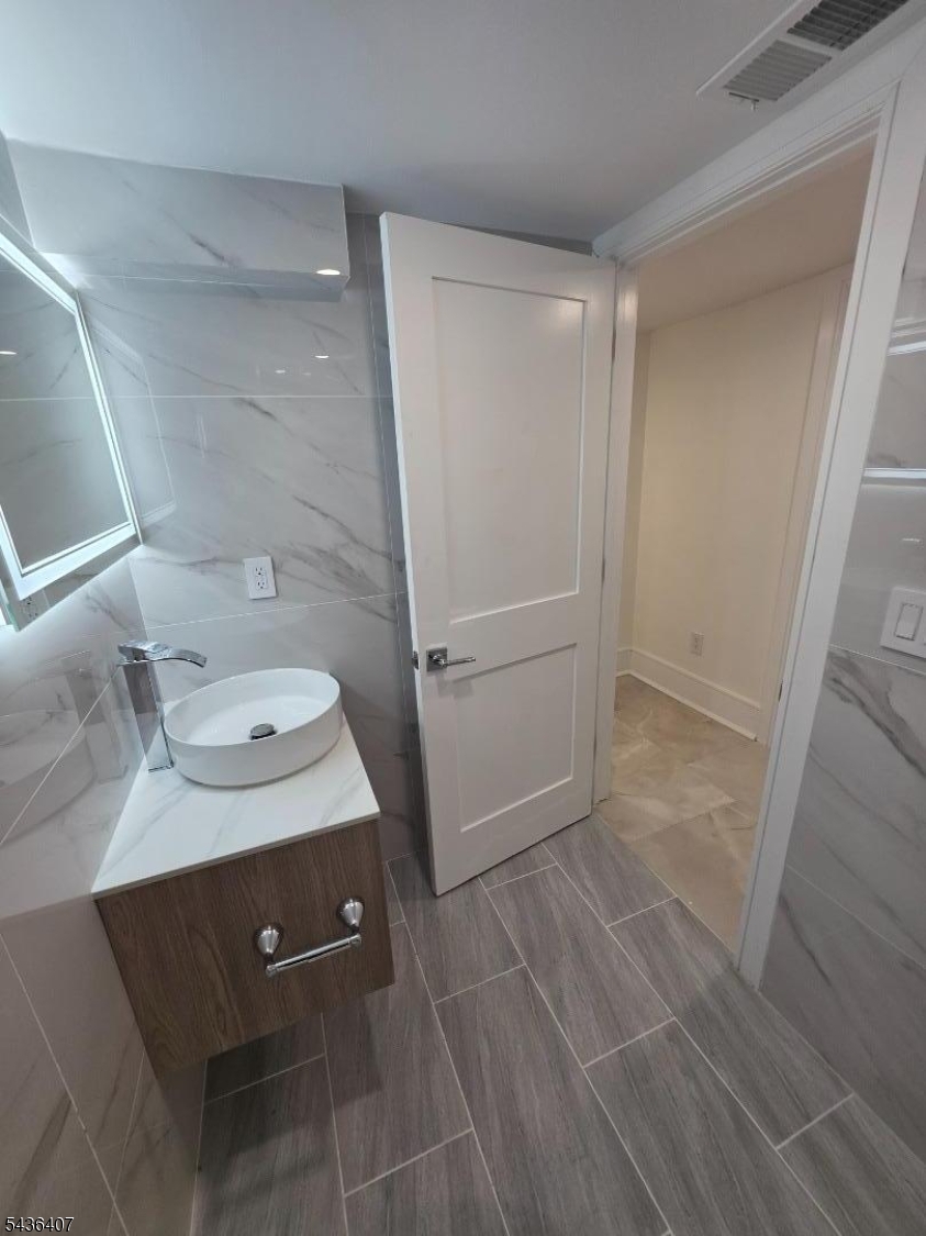 Full Bathroom in Basement