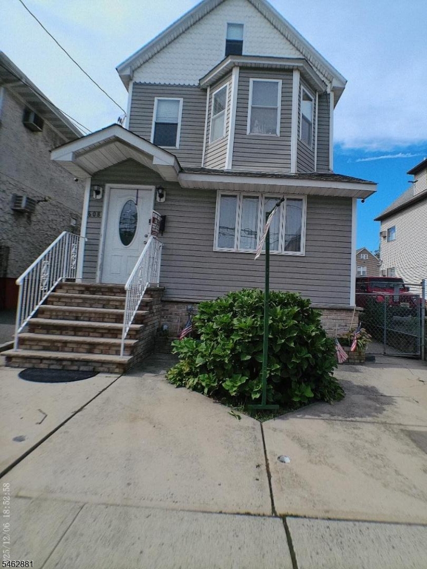 608 Adams Ave