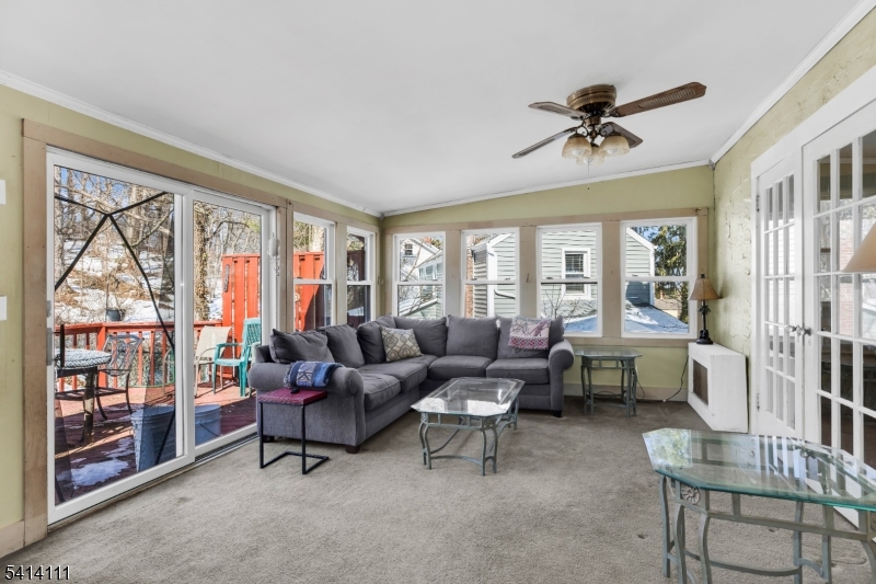 Level 1-Family Room