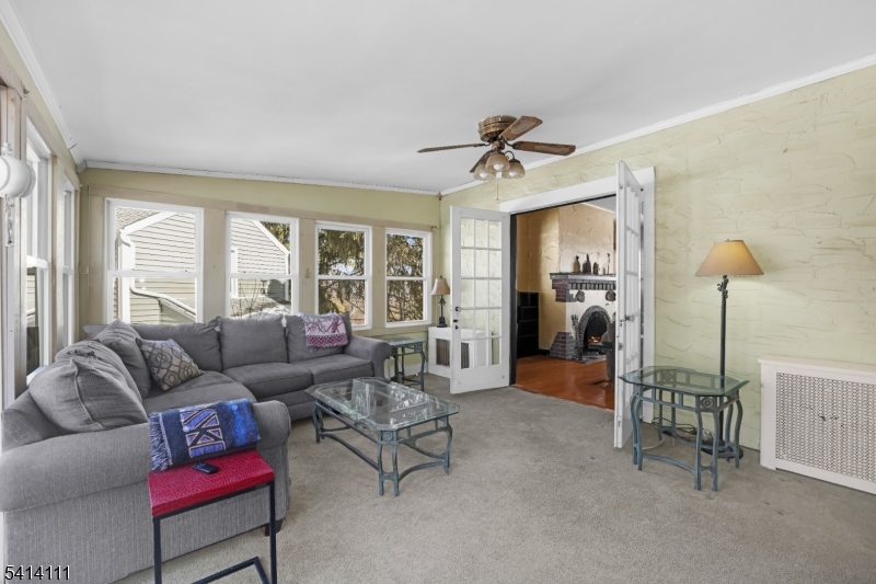 Level 1-Family Room