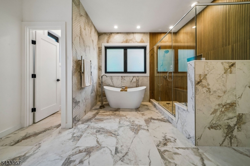 Spa-like Primary Bath