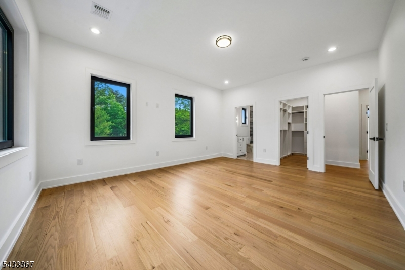 Spacious Bedroom 3