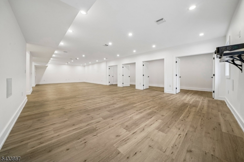 Large Recreation Room