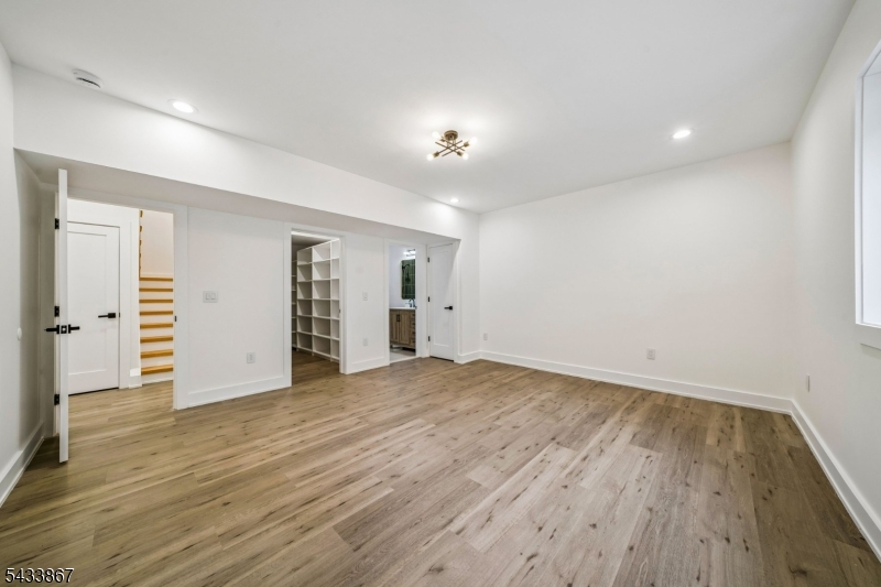 Spacious Bedroom 5