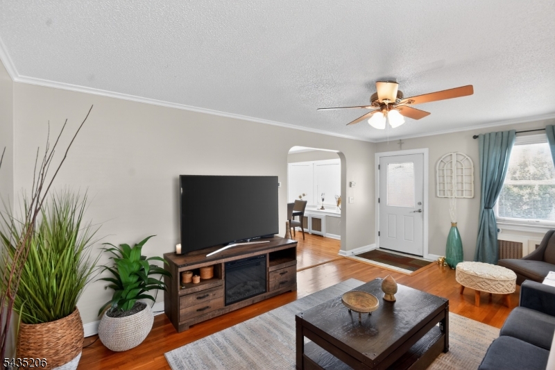 Living room-3