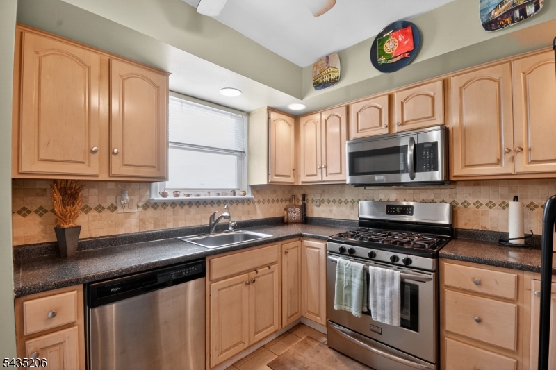 Kitchen-2