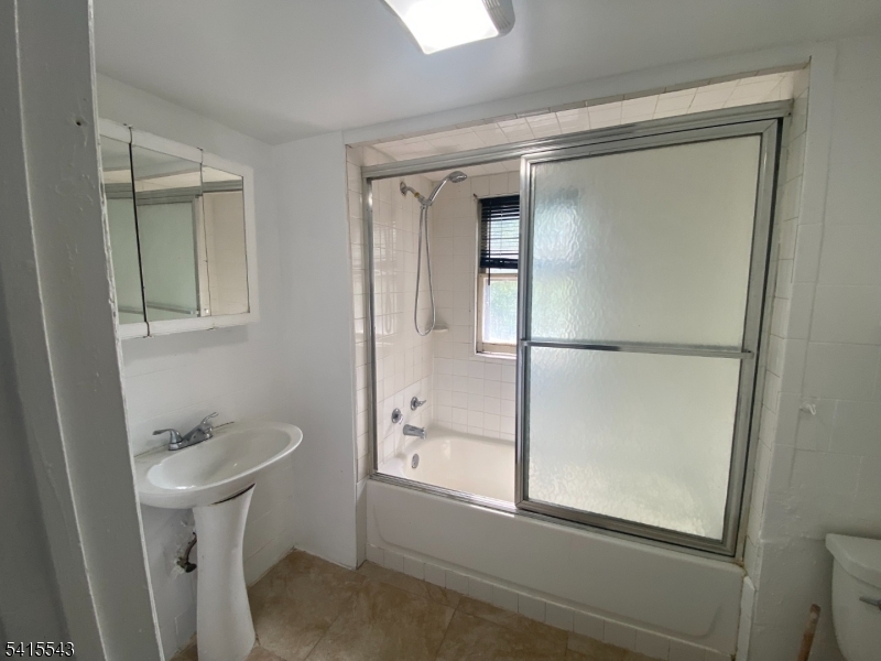 ANOTHER VIEW  OF BATHROOM