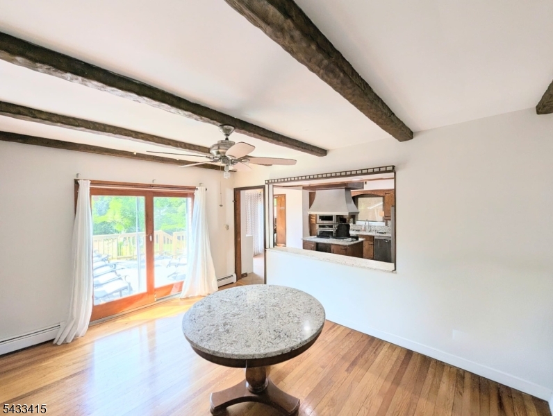 DINNING ROOM