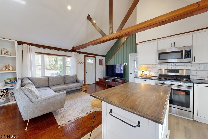 Kitchen/Living