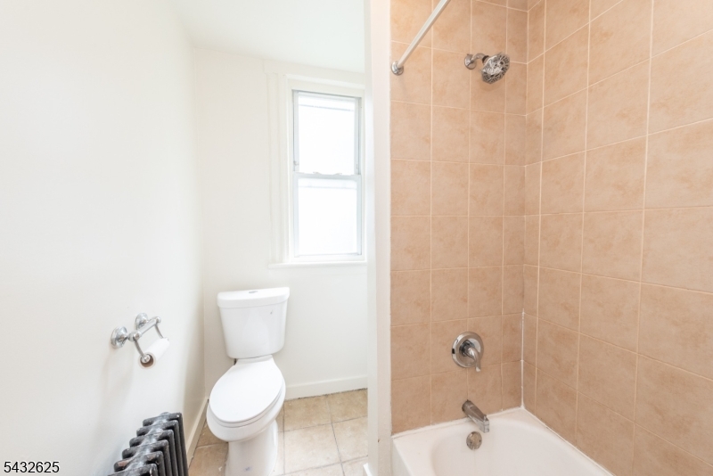 1st Floor Bathroom
