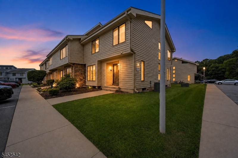 180 Dakota Dr
