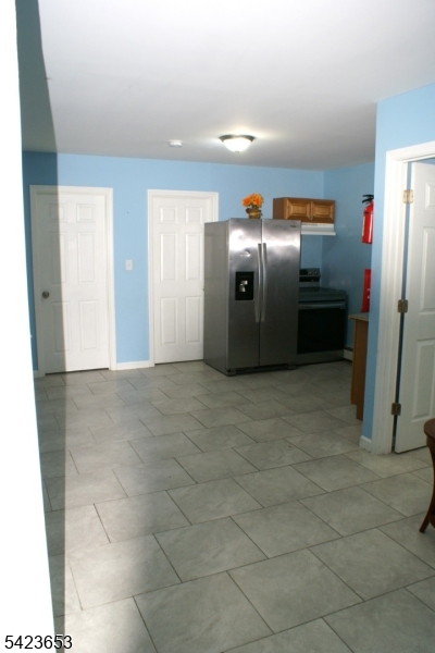 B-Room1
